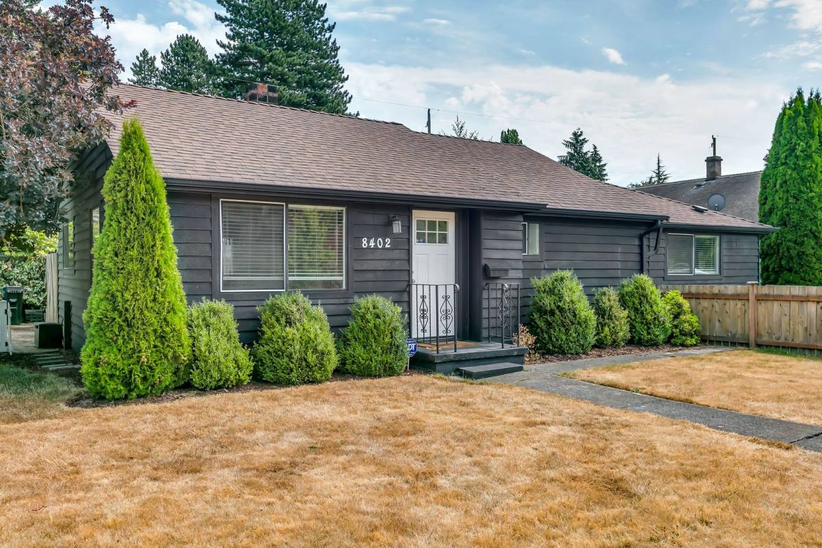 House for rent at 8402 18th Ave SW, Seattle, WA 98106
