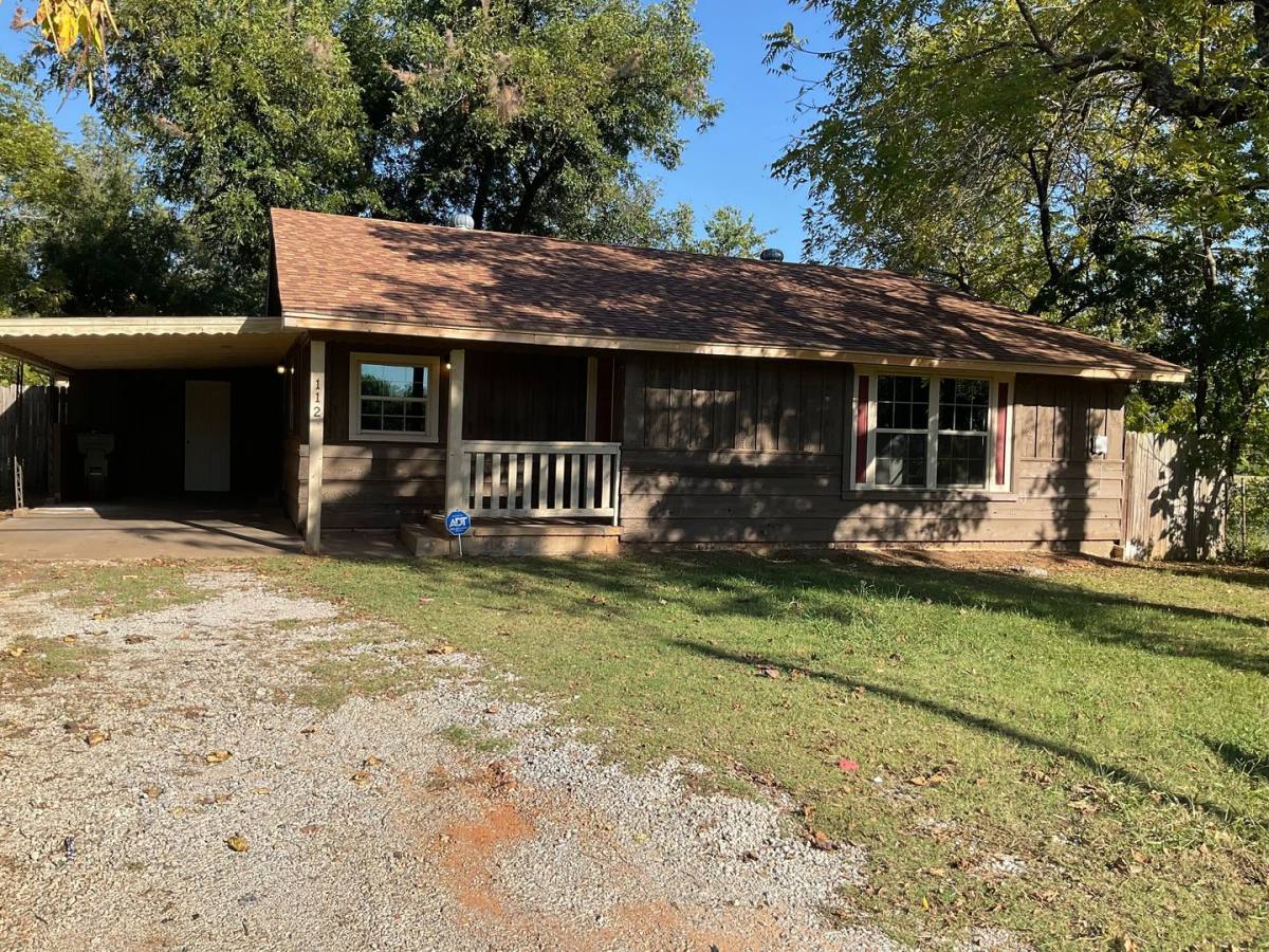 House for rent at 112 N Grandview Rd, Oklahoma City, OK 73130
