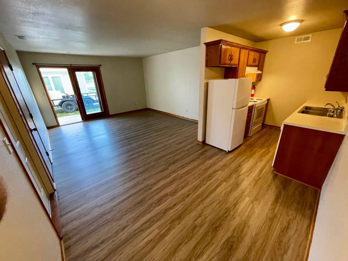 Apartment for rent at 409 E 15th St, Pella, IA 50219