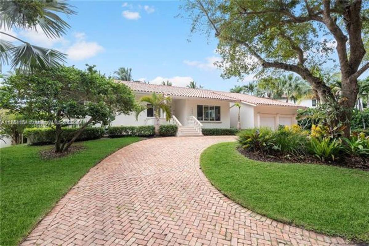 House for rent at 1540 Tagus Ave, Miami, FL 33156