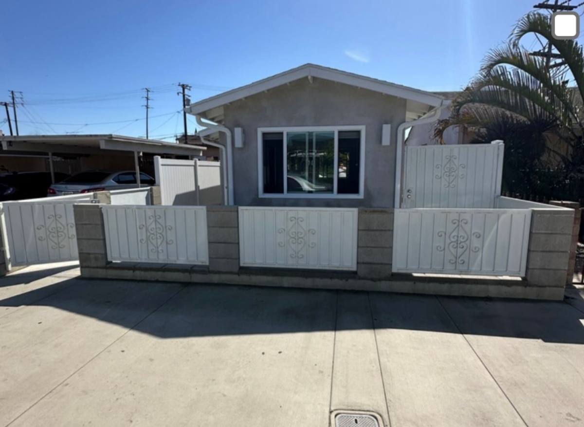 House for rent at 112 E Eldridge St, Long Beach, CA 90807
