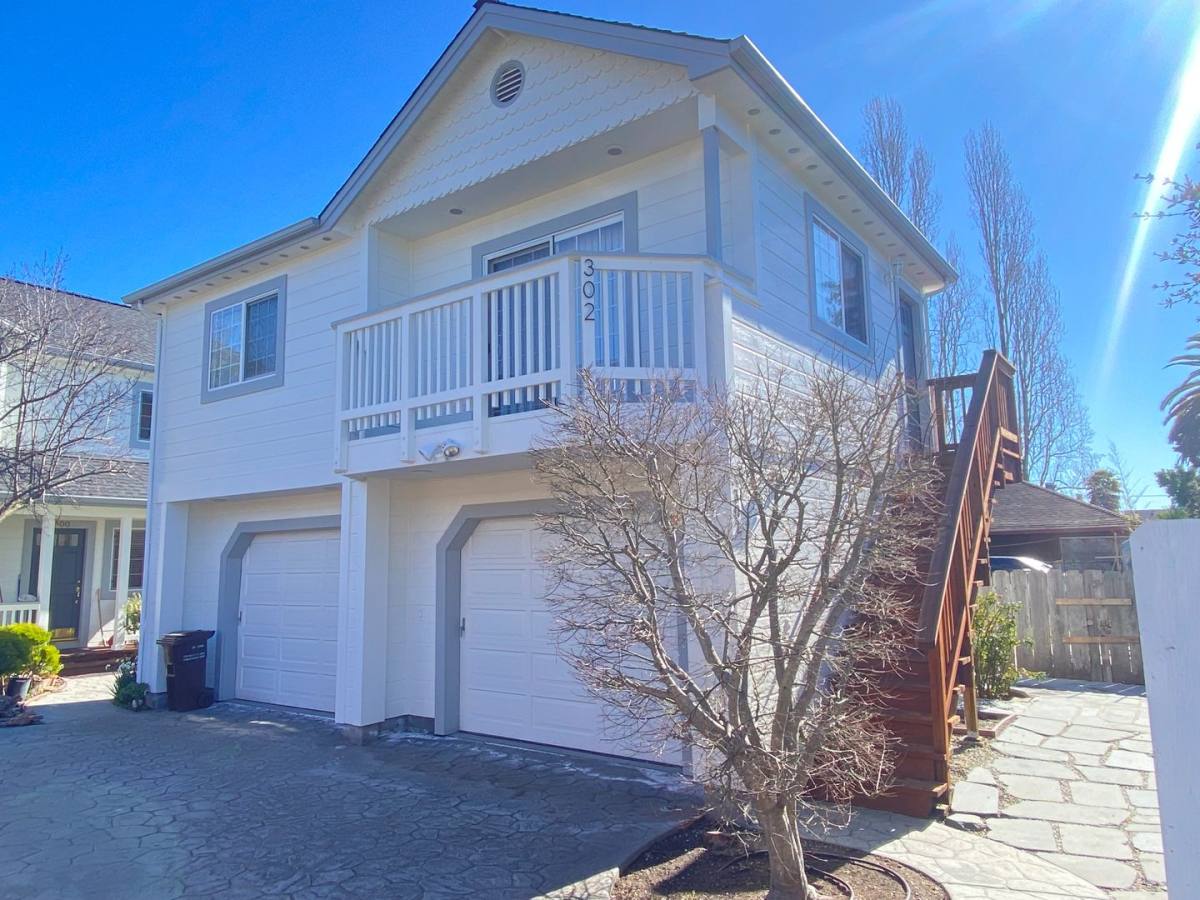 Apartment for rent at 353 Pennsylvania, 300 & 302 Hanover, Santa Cruz, CA 95062