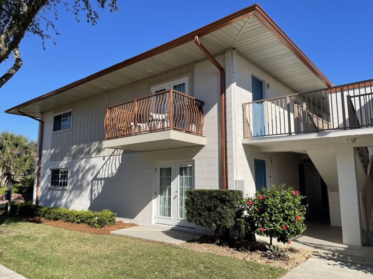 Condo for rent at 2100 Beach Dr W, Panama City, FL 32401