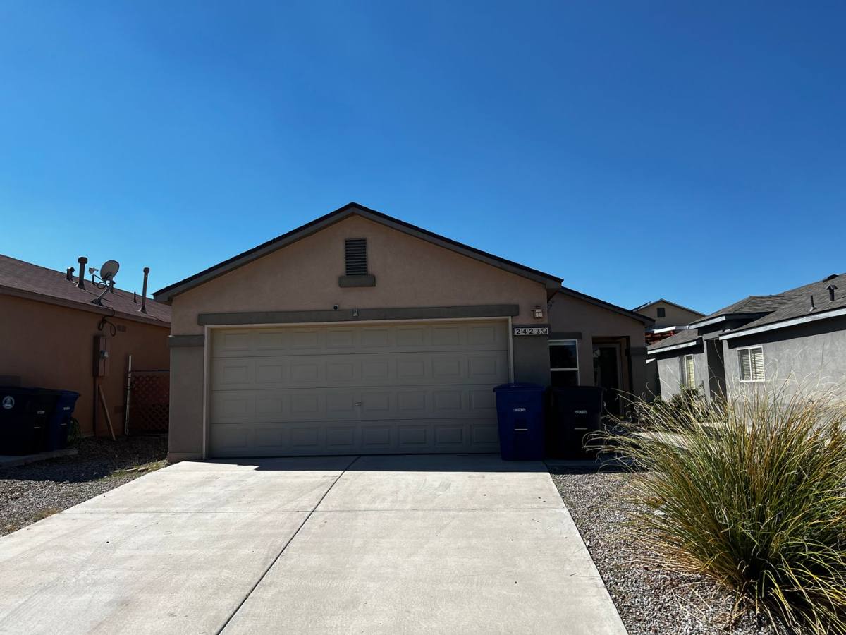 House for rent at 2423 Woodhill Dr NW, Albuquerque, NM 87120