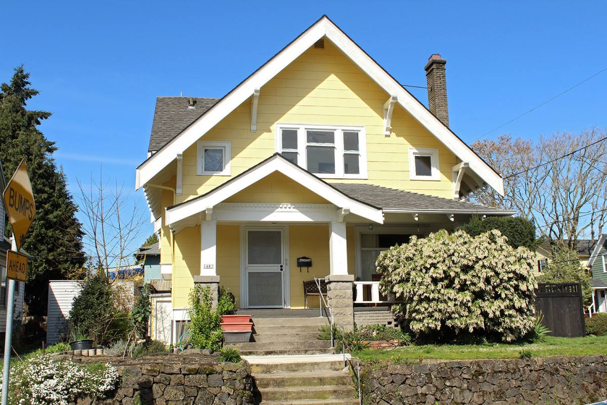 Apartment for rent at 1483 NE Going St, Portland, OR 97211
