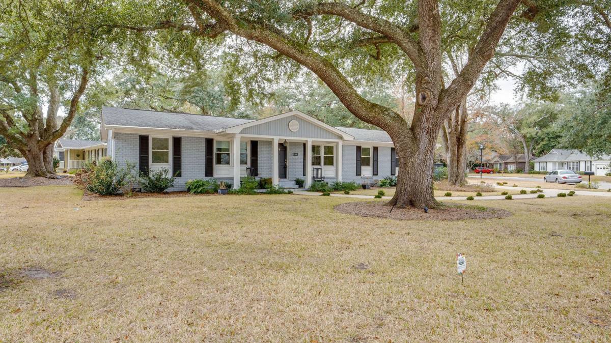 House for rent at 1223 Old Wanus Dr, Mount Pleasant, SC 29464