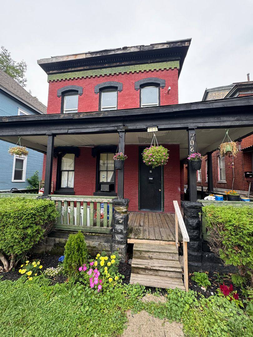 Apartment for rent at 708 Catherine St, Syracuse, NY 13203