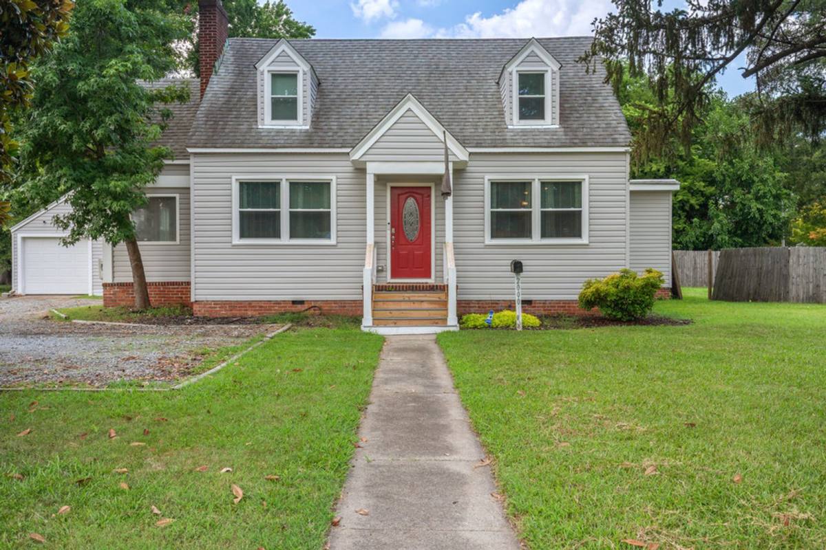 House for rent at 2000 Rodman Ave, Portsmouth, VA 23707