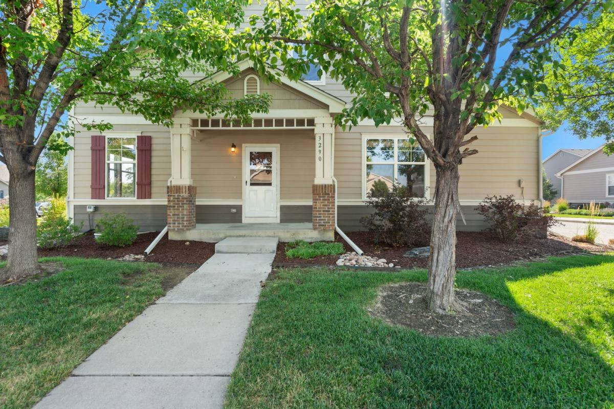 Townhouse for rent at 3290 Springfield Dr, Loveland, CO 80538