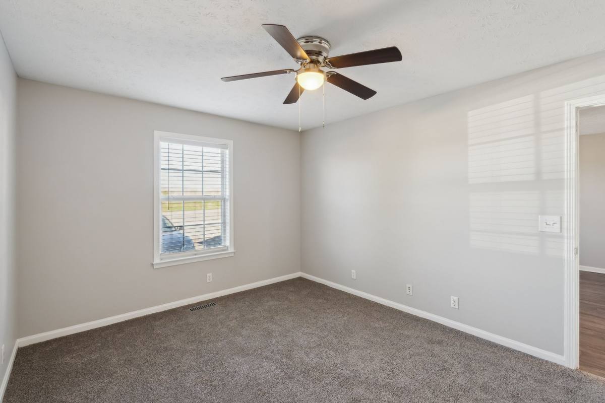 Townhouse for rent at 117 Jerry St, Portland, TN 37148