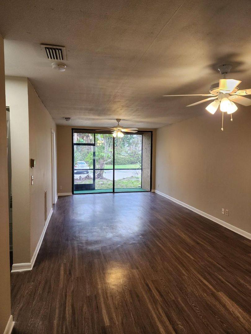 Apartment for rent at 399 NW 19th St, Boca Raton, FL 33432