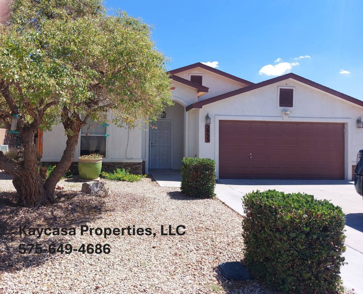 House for rent at 2933 San Miguel Court, Las Cruces, NM 88007