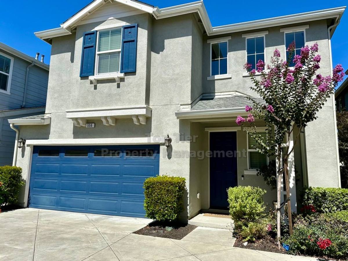 House for rent at 556 Falling Star Dr, Martinez, CA 94553