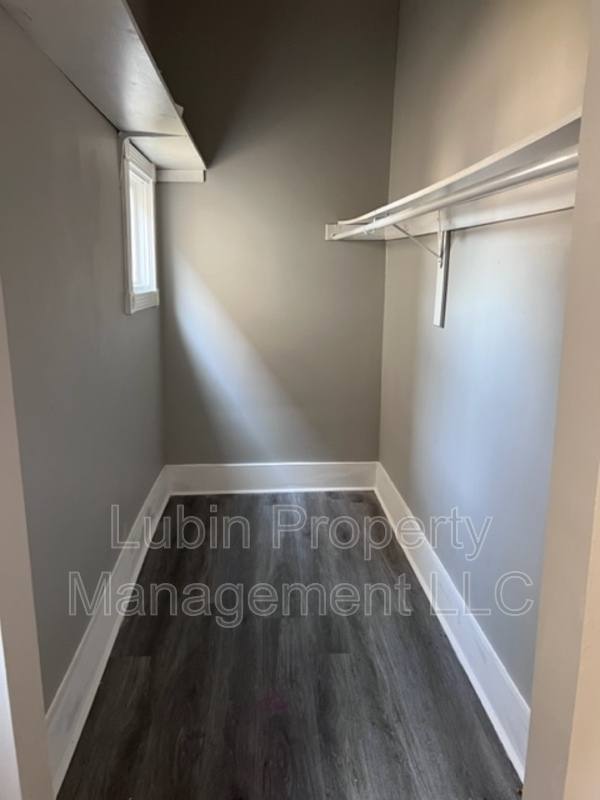 Apartment for rent at 325 Lema Place, Memphis, TN 38105