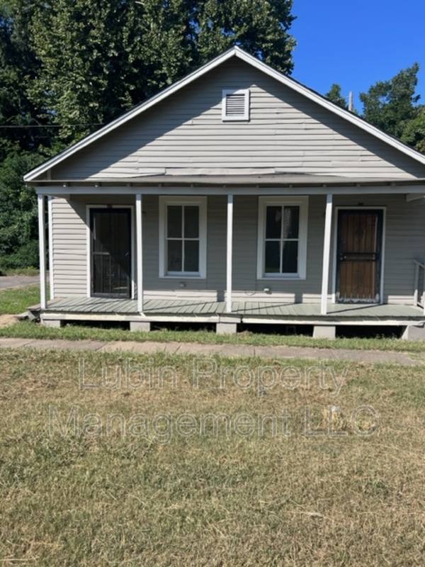 Apartment for rent at 325 Lema Place, Memphis, TN 38105