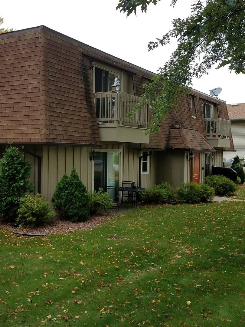 Apartment for rent at 104 Eilbes Ave, Beaver Dam, WI 53916