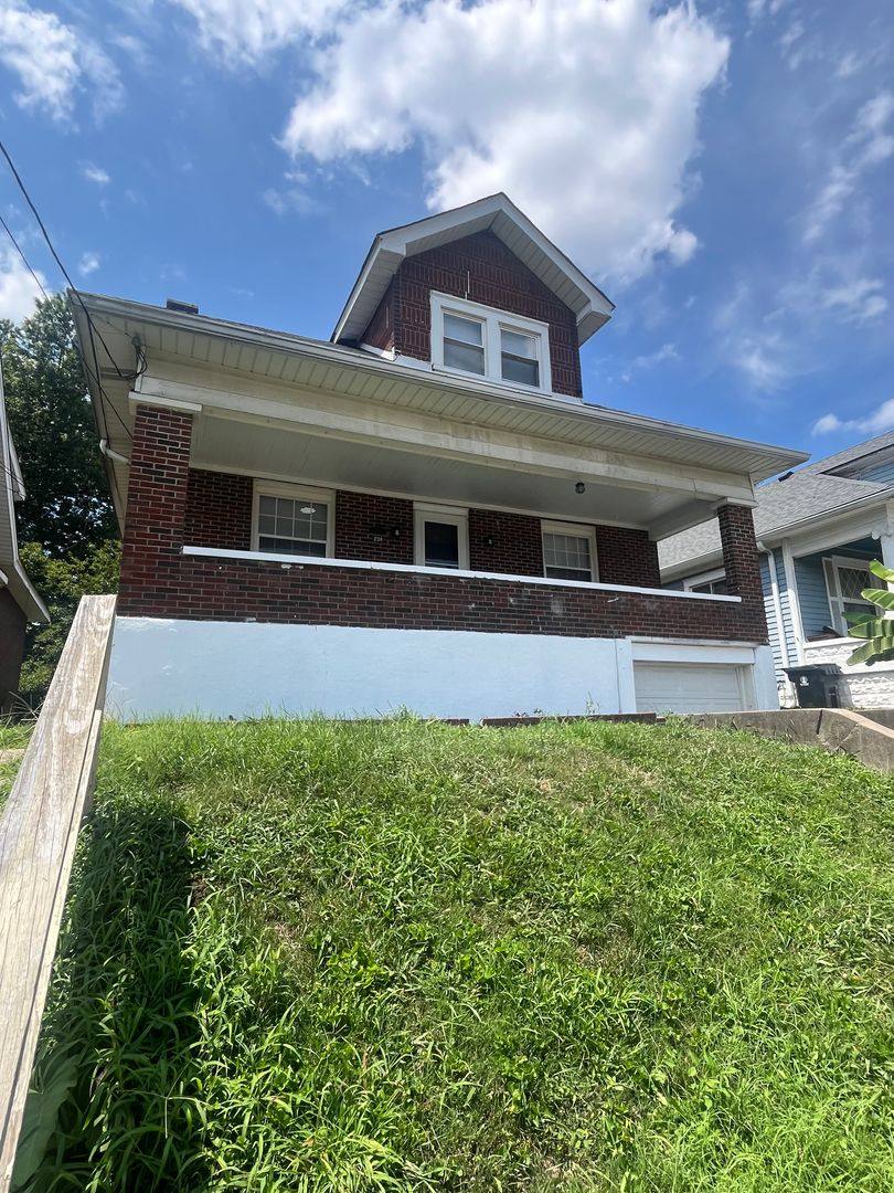 House for rent at 234 S 39th St, Louisville, KY 40212