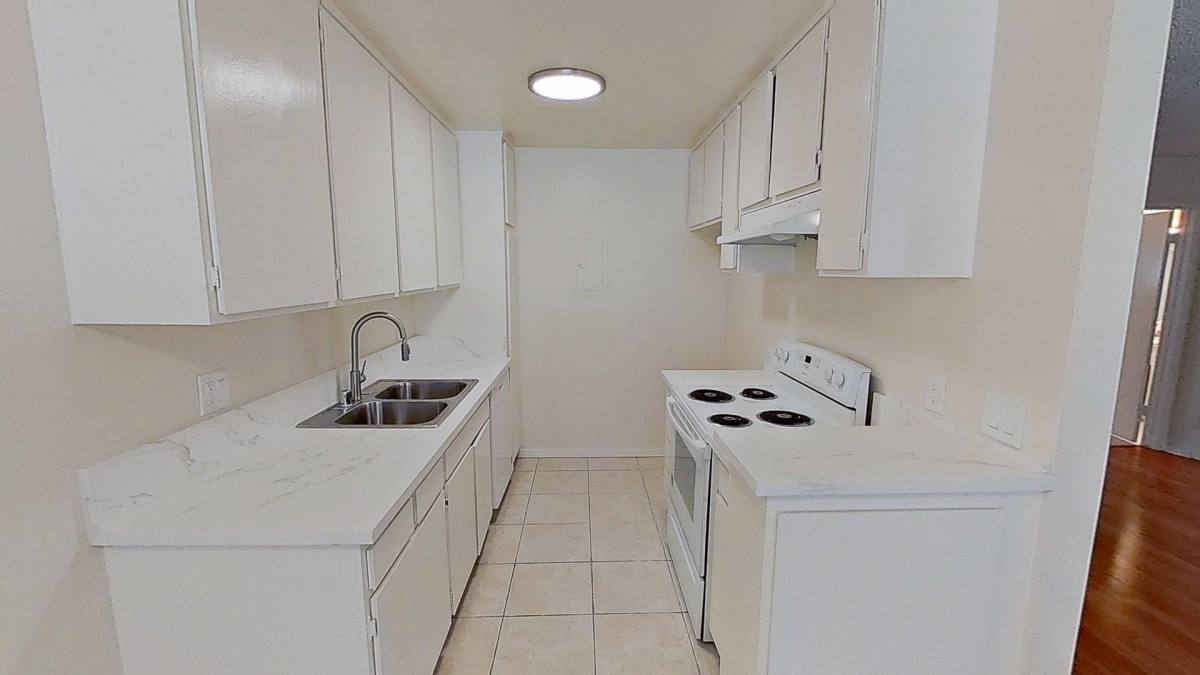 Apartment for rent at 8142 La Paz Dr, Huntington Beach, CA 92647