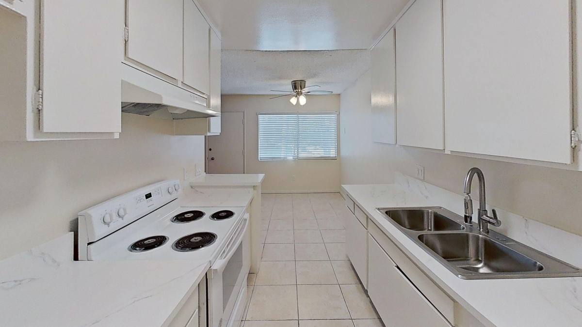 Apartment for rent at 8142 La Paz Dr, Huntington Beach, CA 92647