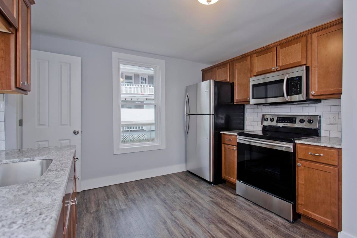 Apartment for rent at 10 King St, Westfield, MA 01085