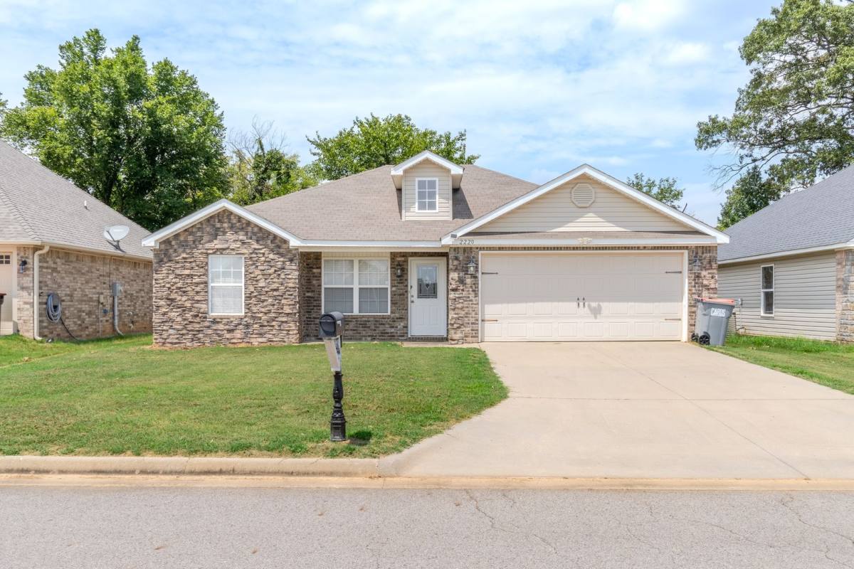 House for rent at 2220 Ridgeway Lane, Barling, AR 72923