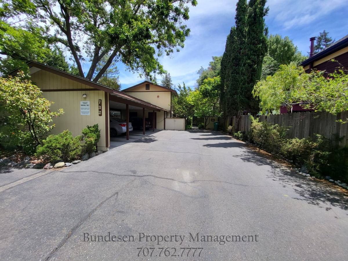 Apartment for rent at 732 Beaver St, Santa Rosa, CA 95404
