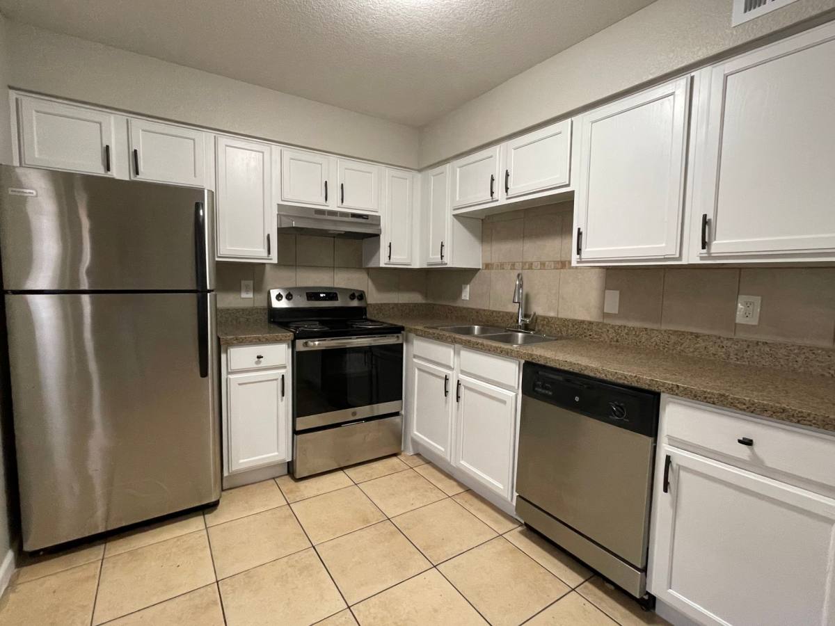 Apartment for rent at 1925 E Hayden Lane, Tempe, AZ 85281