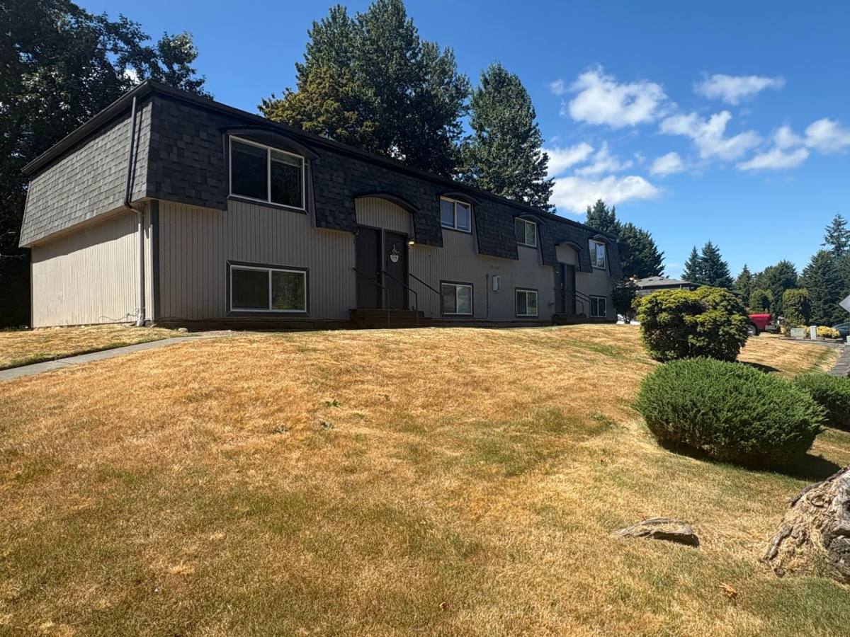 Apartment for rent at 13524 98th Ave Court E, Puyallup, WA 98373