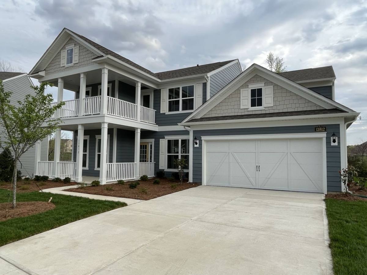 House for rent at 13812 Water Terrace Dr, Huntersville, NC 28078