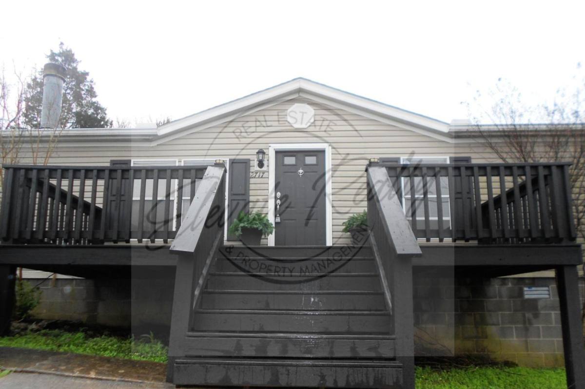 House for rent at 2717 Pine Ridge Dr, Nashville, TN 37207