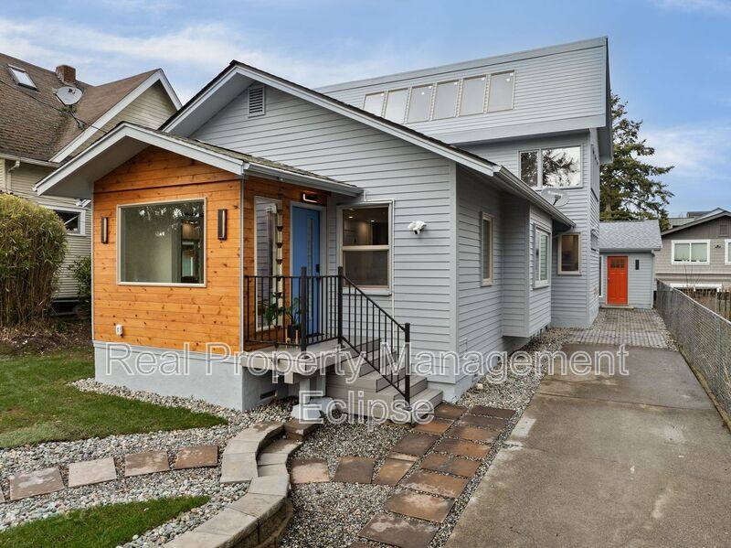 House for rent at 742 N 90th St, Seattle, WA 98103