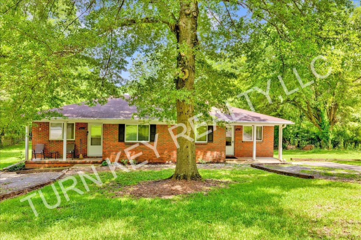 House for rent at 521 Crumley Chapel Rd -B, Birmingham, AL 35214