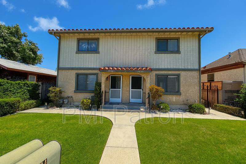 House for rent at 10784 Pine St, Los Alamitos, CA 90720