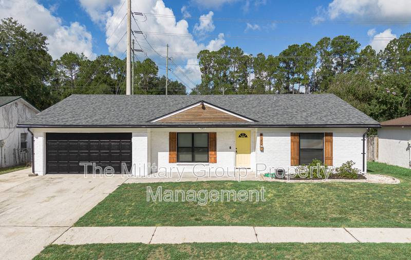 House for rent at 4142 Oriely Dr W, Jacksonville, FL 32210