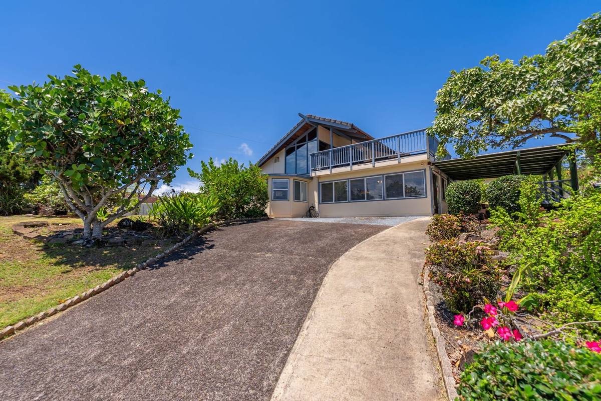 House for rent at 98-1107 Kaamilo St, Aiea, HI 96701
