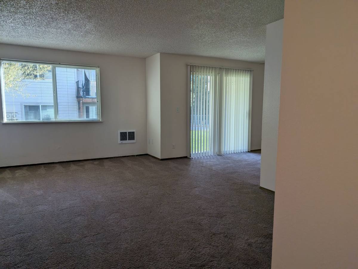 Apartment for rent at 2800 SE 1st St, Gresham, OR 97080