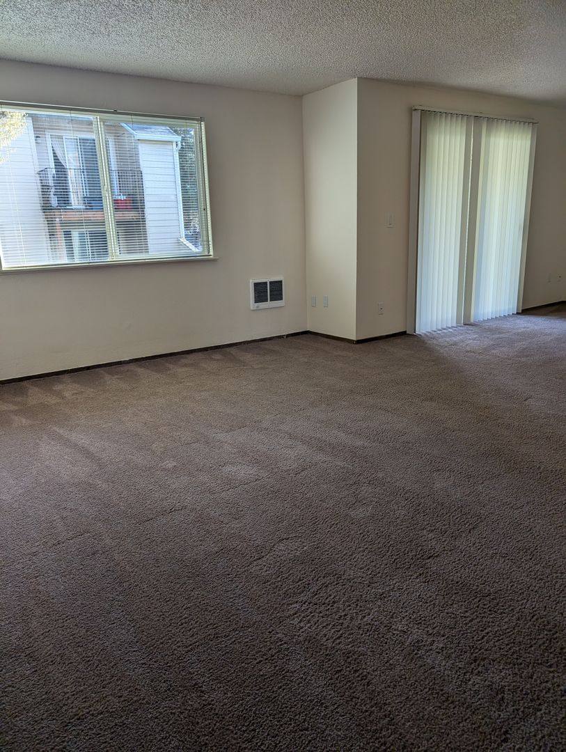 Apartment for rent at 2800 SE 1st St, Gresham, OR 97080