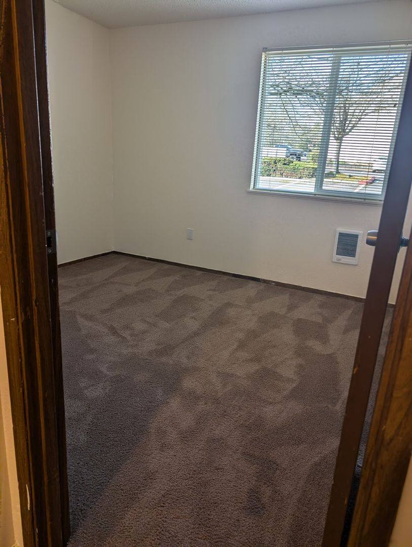 Apartment for rent at 2800 SE 1st St, Gresham, OR 97080
