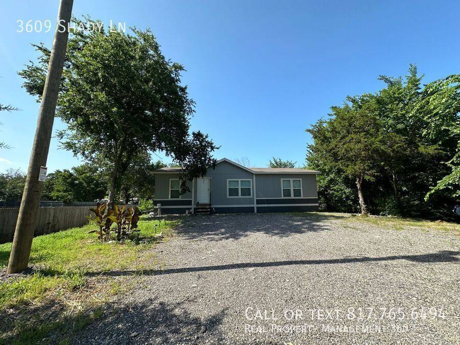 House for rent at 3609 Shady Lane, Joshua, TX 76058