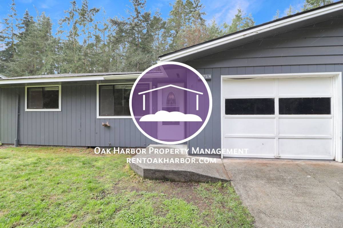 House for rent at 2985 N Oak Harbor Rd, Oak Harbor, WA 98277