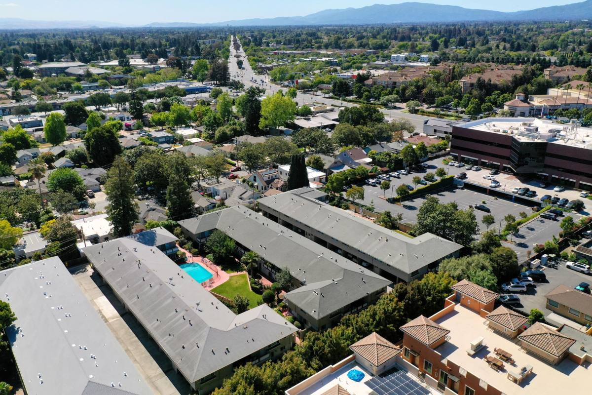 Apartment for rent at 368 W Olive Ave, Sunnyvale, CA 94086