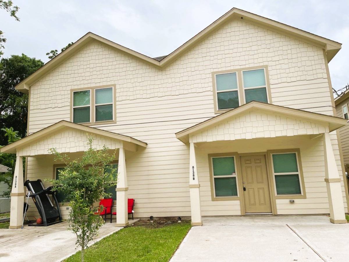 Apartment for rent at 8138 Gallahad St, Houston, TX 77078