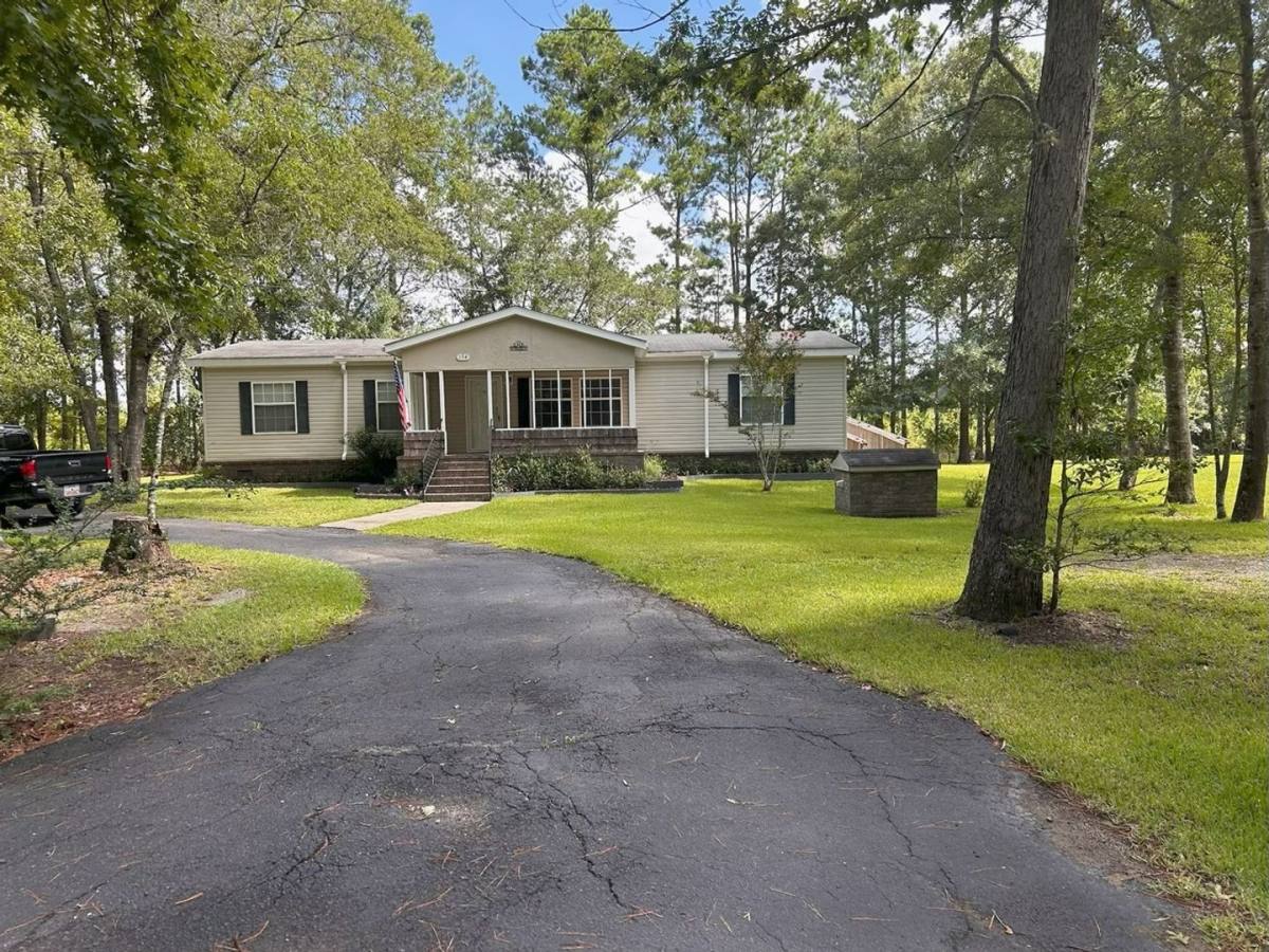 House for rent at 194 Barons Rd, Summerville, SC 29483