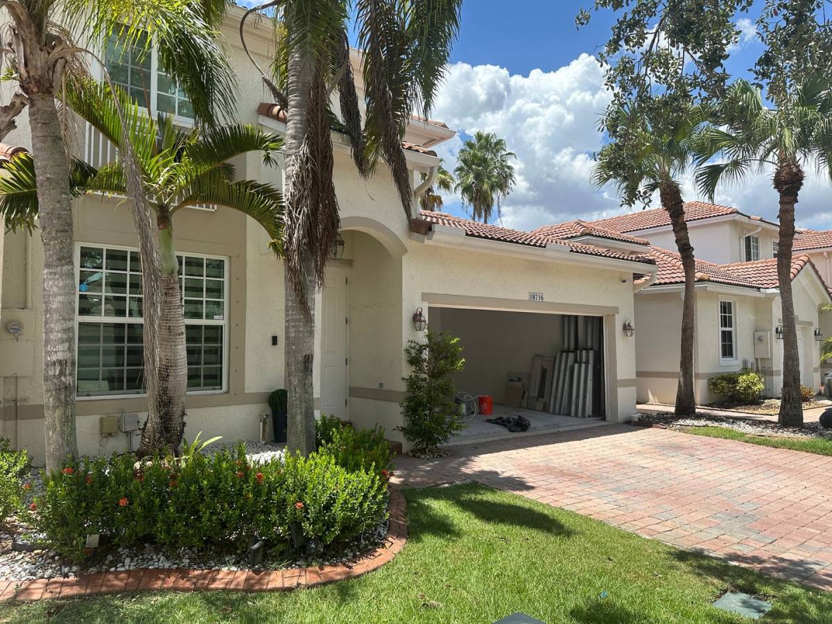 Townhouse for rent at 18716 SW 27th Court, Hollywood, FL 33029