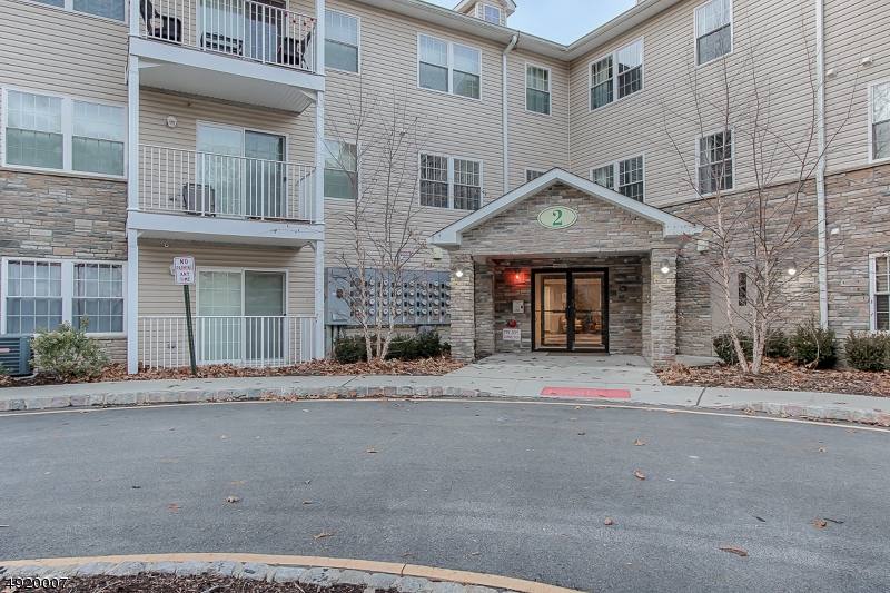 Apartment for rent at 2889 Highway 10 #2307, Brookside, NJ 07926