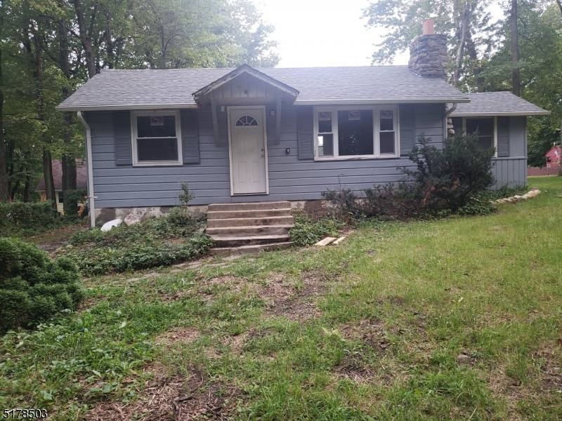 Apartment for rent at 164 Coon Den Rd #164, Highland Lakes, NJ 07422