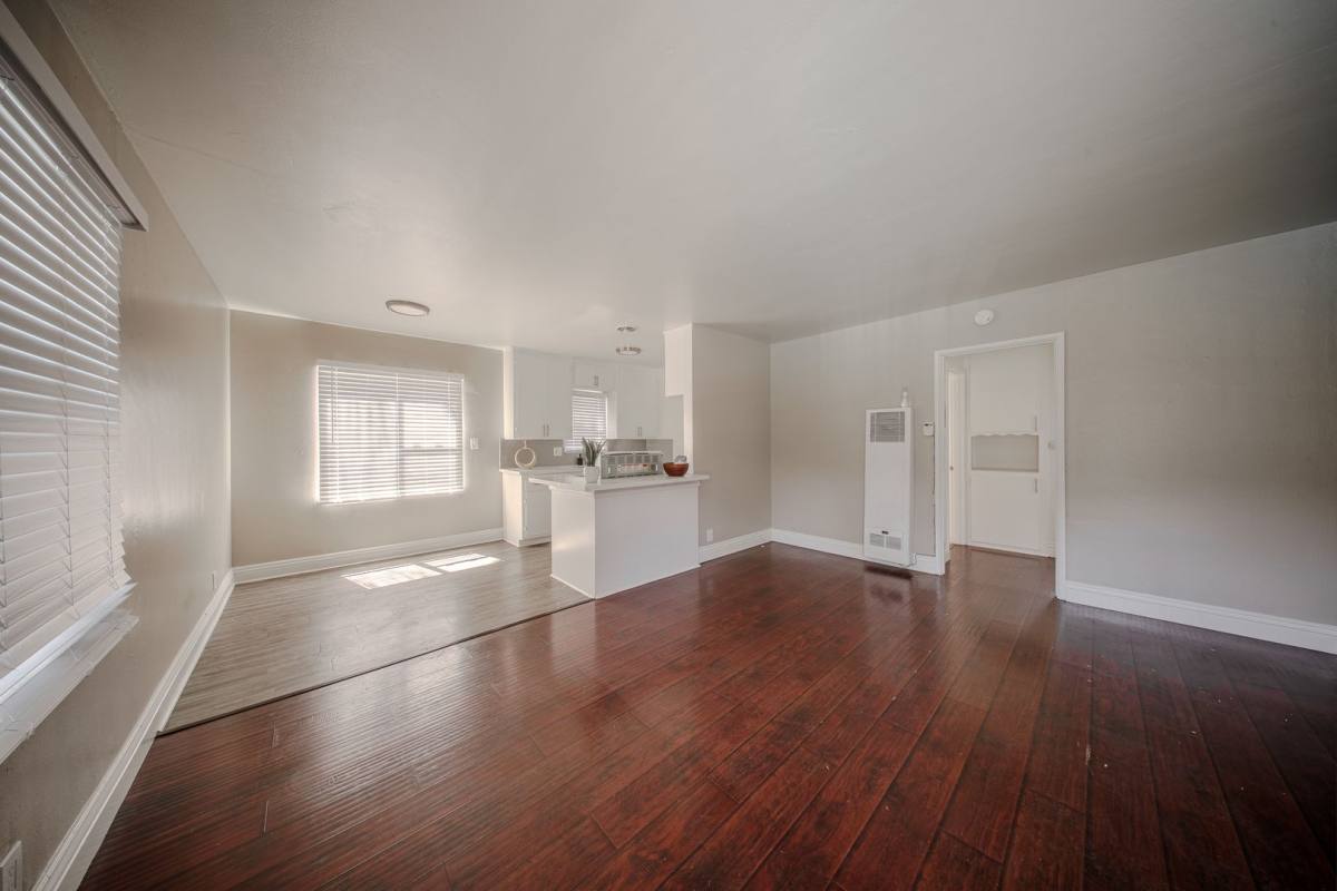 Apartment for rent at 1445-1501 E 4th St, Long Beach, CA 90802