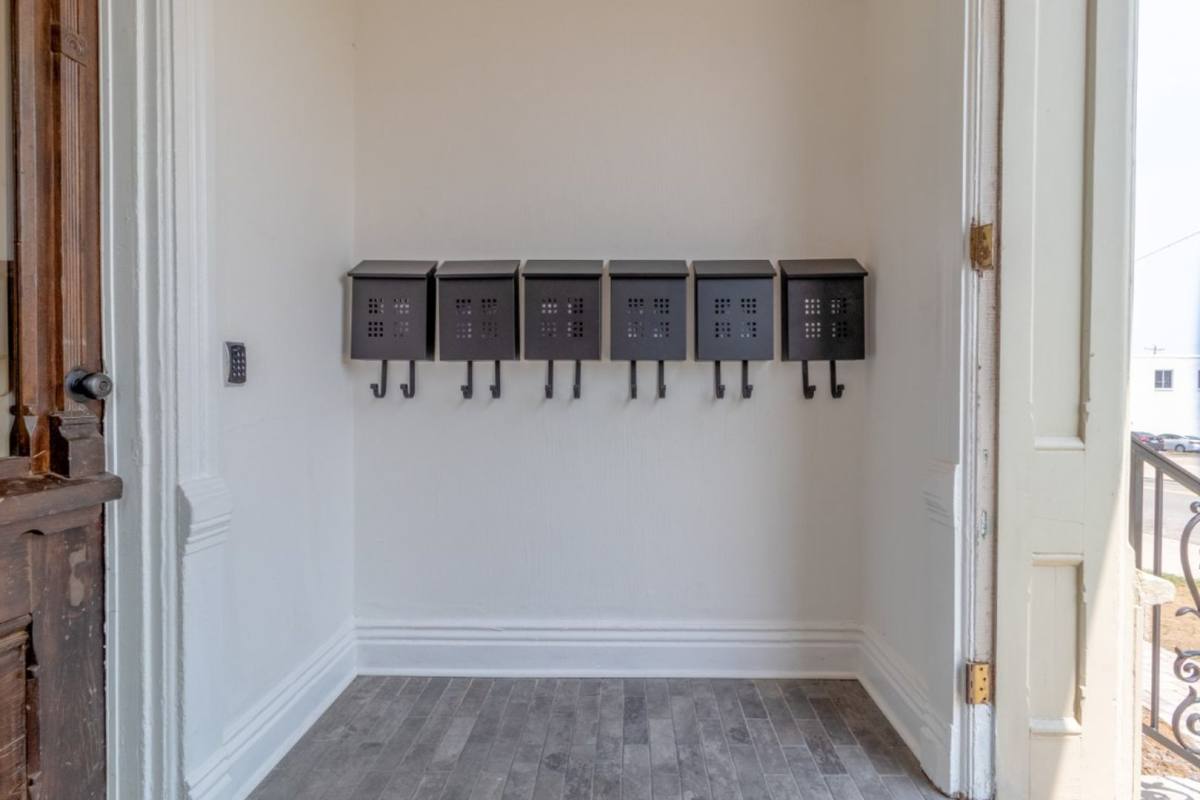Apartment for rent at 305 Main St, Clarksville, TN 37040