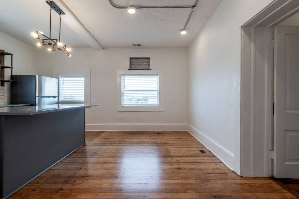 Apartment for rent at 305 Main St, Clarksville, TN 37040
