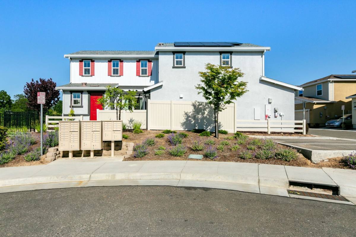 House for rent at 7875 Paseo De Mulch, Citrus Heights, CA 95610
